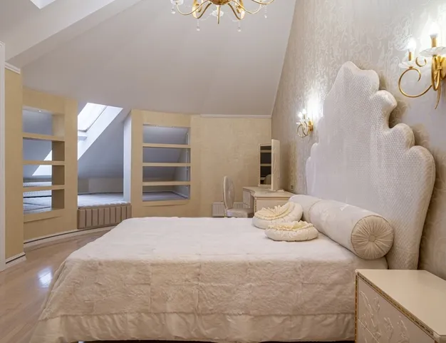 дом  в КП Монтевиль, 23 км от МКАД