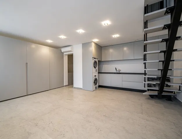 дом  в КП Монтевиль, 23 км от МКАД