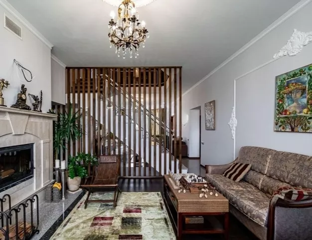 дом  в КП Шато Соверен, 16 км от МКАД