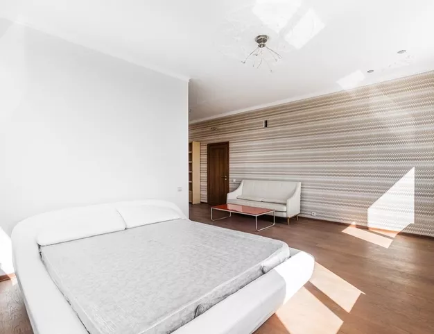 дом  в КП Шато Соверен, 16 км от МКАД