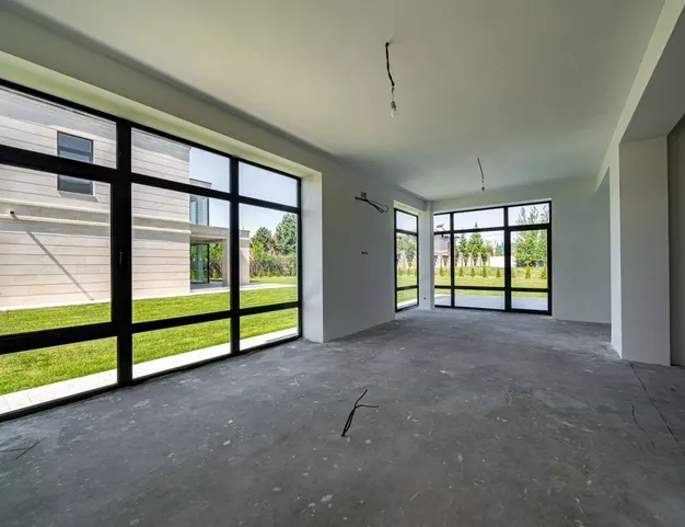 дом  в КП Маленькая Италия, 15 км от МКАД