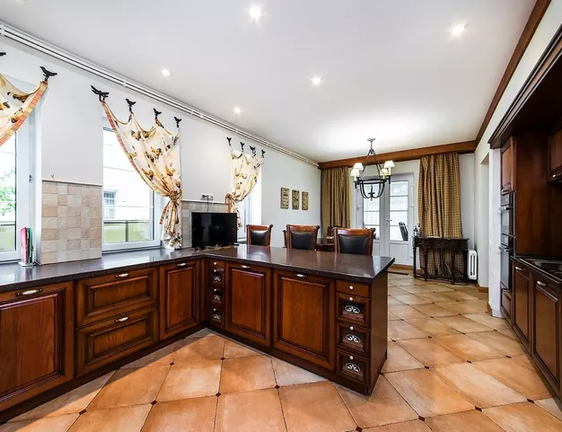 дом  в КП Рублевский, 15 км от МКАД