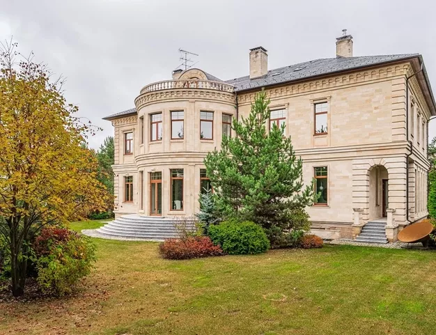 дом  в КП Усадьбы Архангельское, 10 км от МКАД