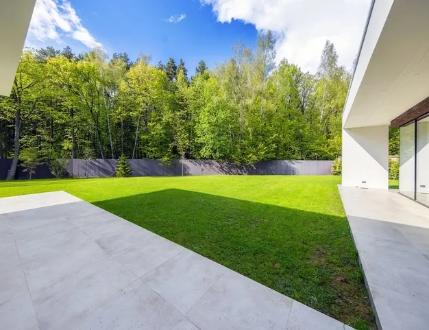 дом  в КП Зайцево, 20 км от МКАД