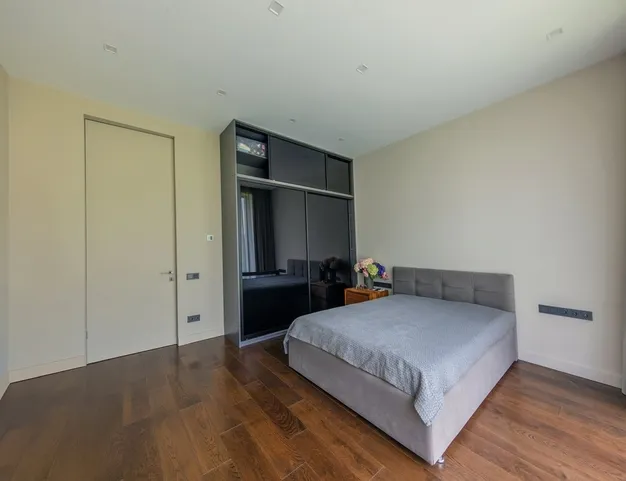 дом  в КП Зайцево, 20 км от МКАД