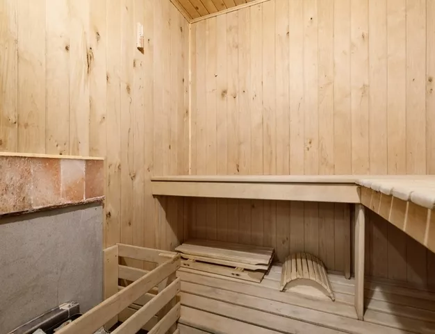 дом  в КП Петрово-Дальнее, 16 км от МКАД