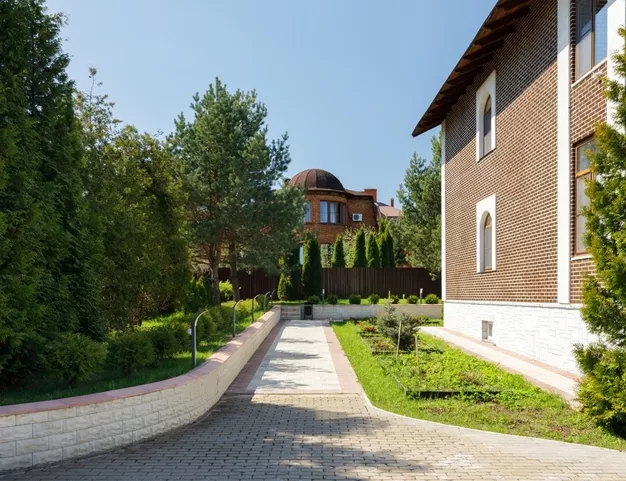 дом  в КП Петрово-Дальнее, 16 км от МКАД