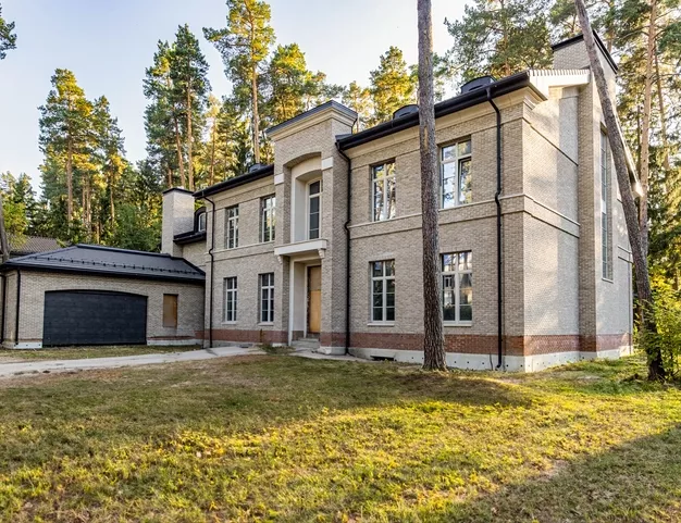 дом  в КП Жуковка-2, 8 км от МКАД