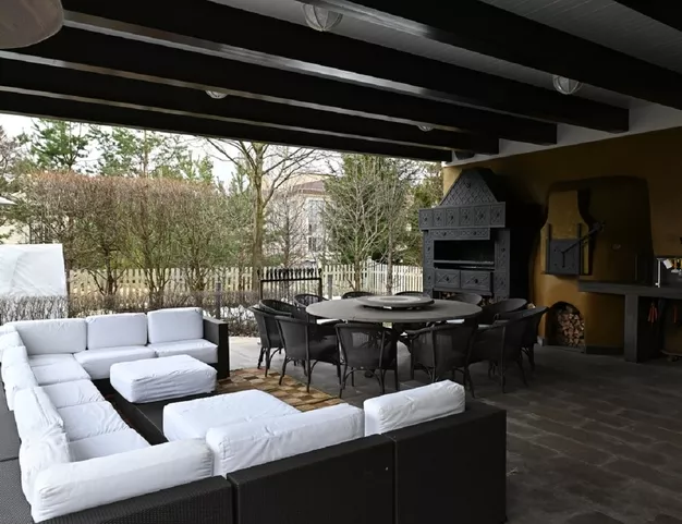 дом  в КП Резиденции Бенилюкс, 19 км от МКАД