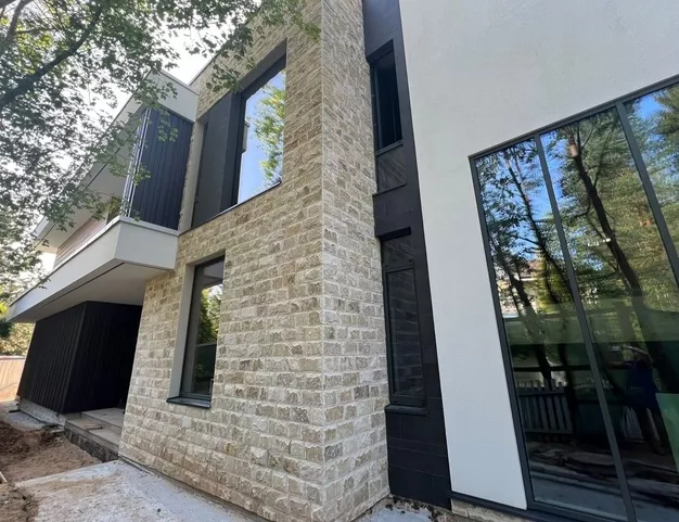 дом  в КП Николино, 23 км от МКАД