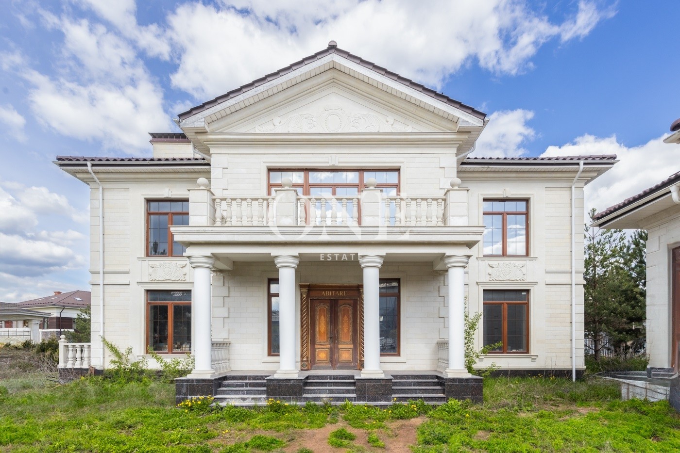 Дом в КП Ренессанс Парк, 359 м², id 235 - One-Estate