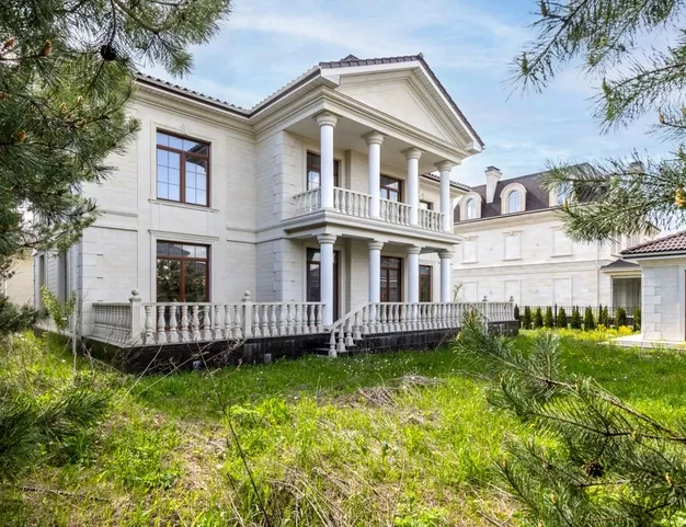 дом  в КП Ренессанс Парк, 19 км от МКАД