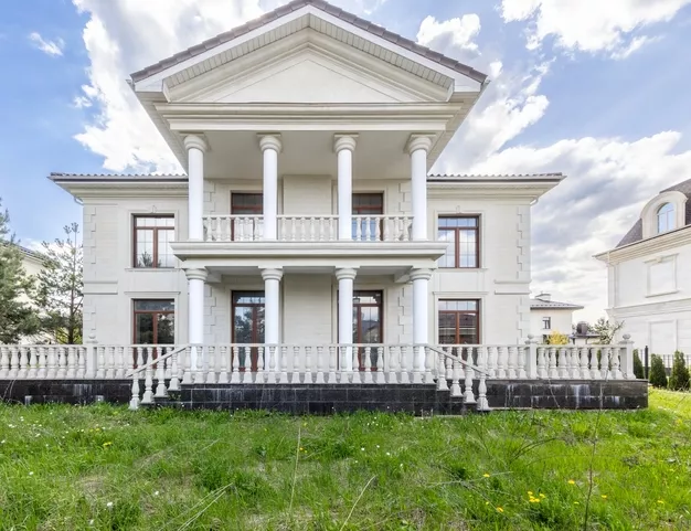 дом  в КП Ренессанс Парк, 19 км от МКАД