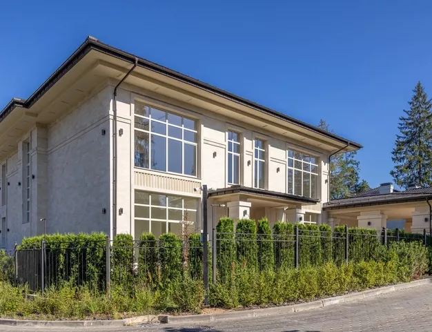 дом  в КП Ново-Успенский, 21 км от МКАД