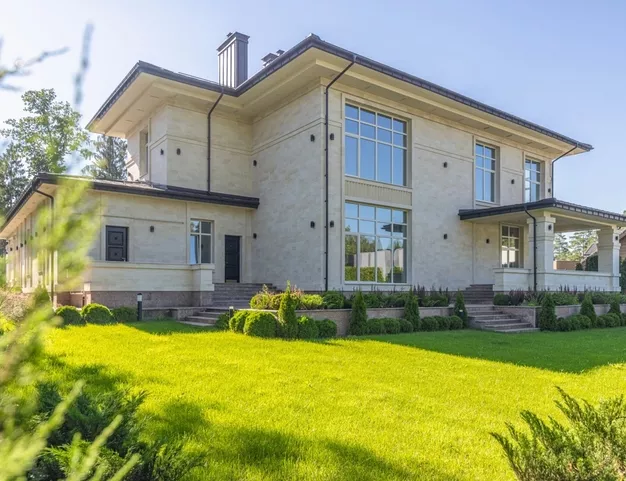 дом  в КП Ново-Успенский, 21 км от МКАД