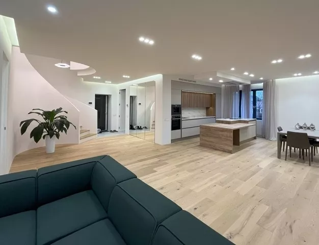 дом  в КП Крона, 27 км от МКАД