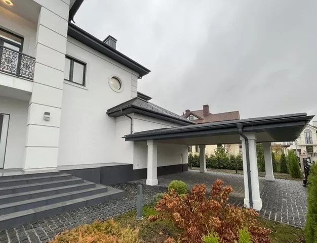 дом  в КП Крона, 27 км от МКАД