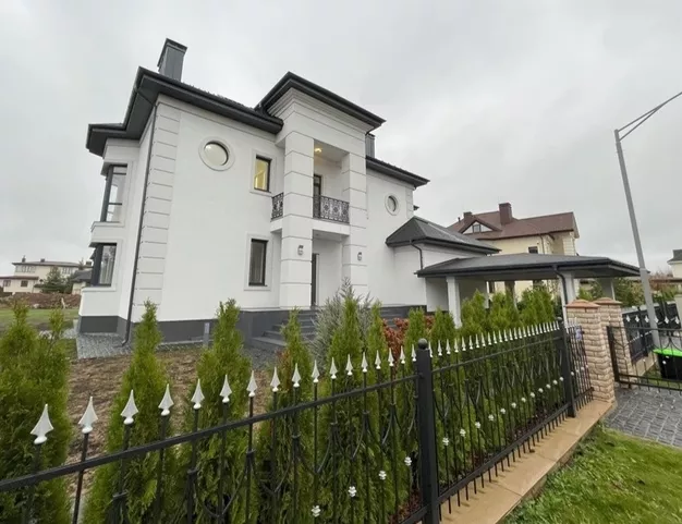 дом  в КП Крона, 27 км от МКАД