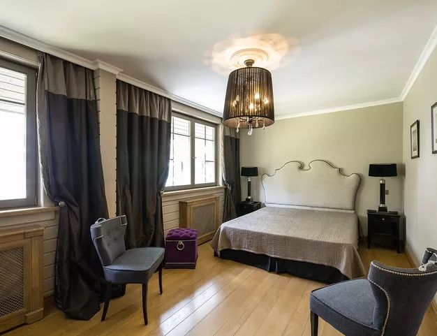 дом  в КП Новь, 6 км от МКАД