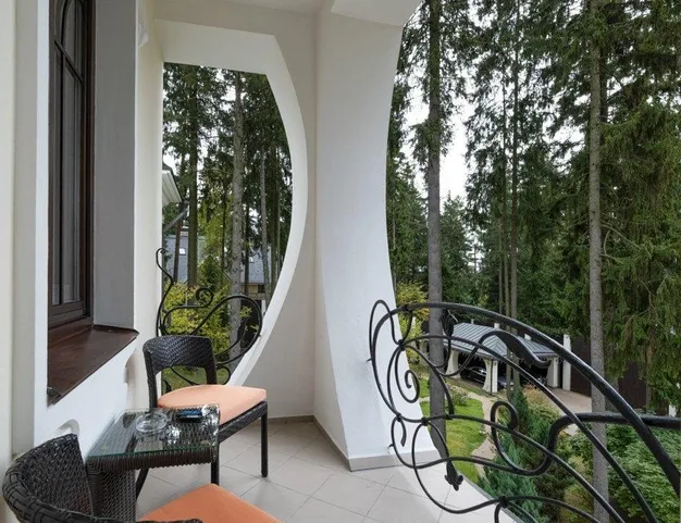 дом  в КП Грибово, 12 км от МКАД