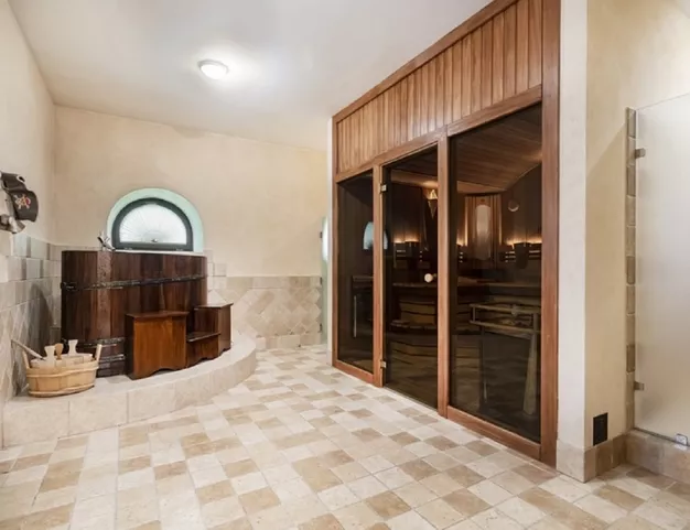 дом  в КП Грибово, 12 км от МКАД