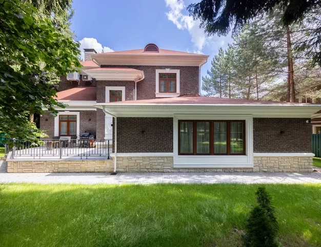 дом  в КП Николино, 23 км от МКАД