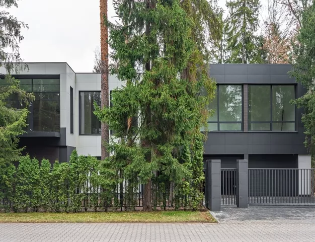 дом  в КП Николино, 23 км от МКАД