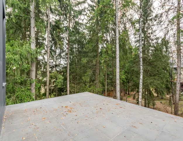 дом  в КП Николино, 23 км от МКАД