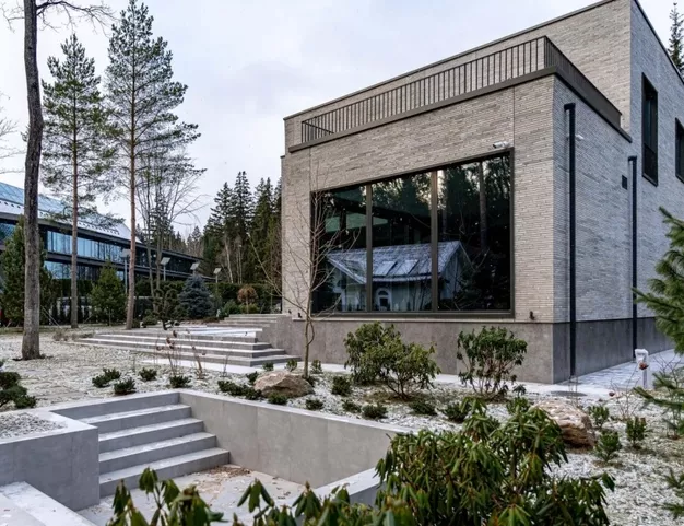 дом  в КП Николино, 23 км от МКАД