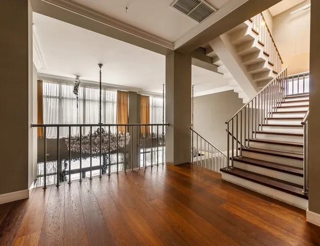 дом  в КП Резиденции Бенилюкс, 19 км от МКАД