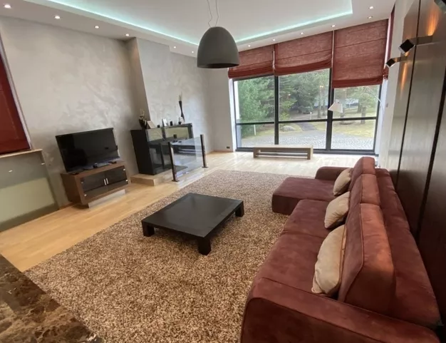 дом  в КП Резиденции Бенилюкс, 19 км от МКАД