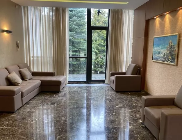 дом  в КП Резиденции Бенилюкс, 19 км от МКАД