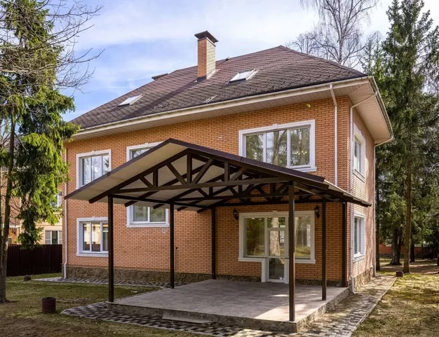 дом  в КП Зеленая Роща-1, 35 км от МКАД