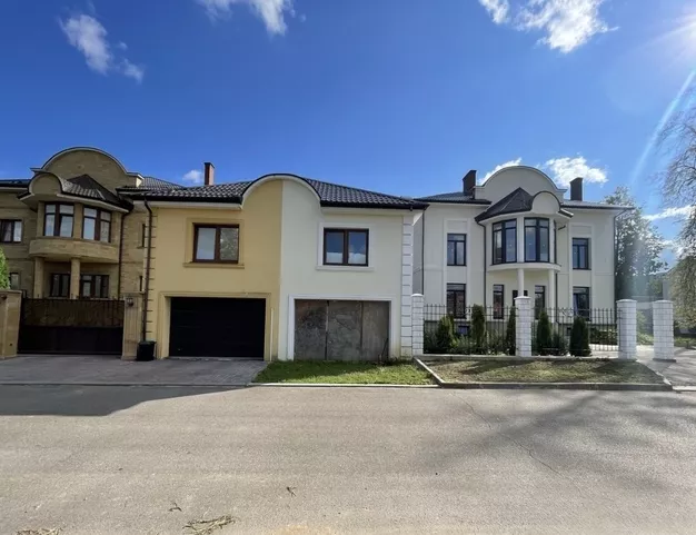 дом  в КП Президент, 8 км от МКАД