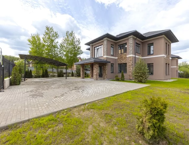 дом  в КП Президент, 8 км от МКАД