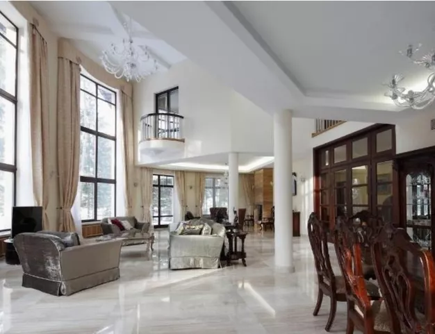 дом  в КП Резиденции Бенилюкс, 19 км от МКАД