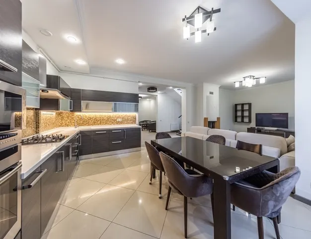 таунхаус  в КП Новоархангельское, 7 км от МКАД