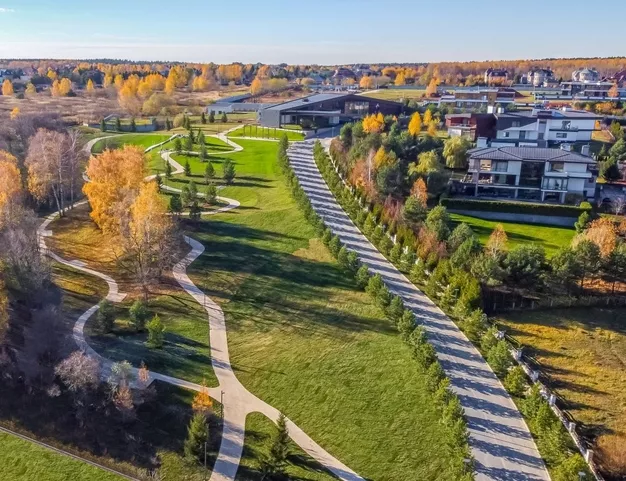 участок  в КП Кристалл Истра, 19 км от МКАД