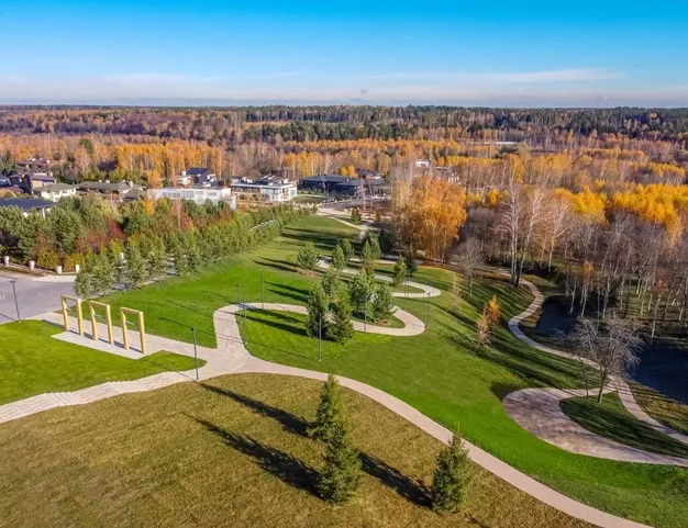 участок  в КП Кристалл Истра, 19 км от МКАД