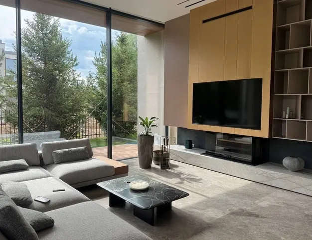 дом  в КП Заречный, 18 км от МКАД