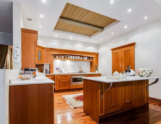 дом  в КП Любушкин хутор, 16 км от МКАД