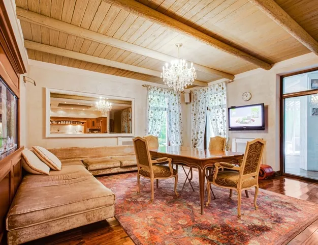 дом  в КП Любушкин хутор, 16 км от МКАД