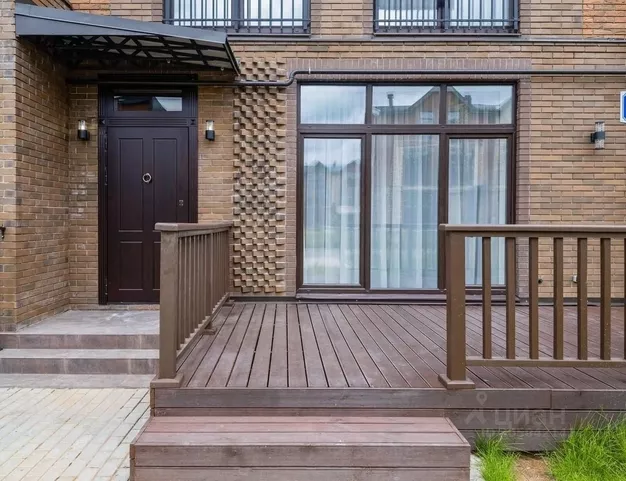 таунхаус  в КП Кембридж, 24 км от МКАД