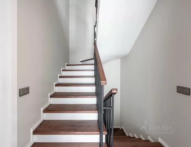 таунхаус  в КП Кембридж, 24 км от МКАД