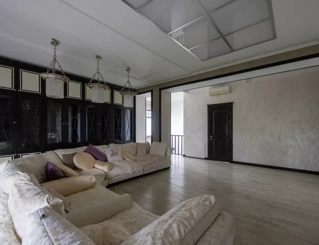 дом  в КП Ильинка, 13 км от МКАД