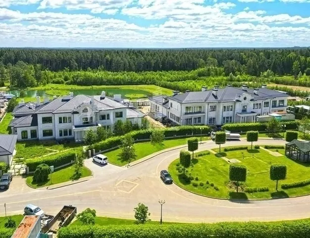 дом  в КП Ренессанс Парк, 19 км от МКАД