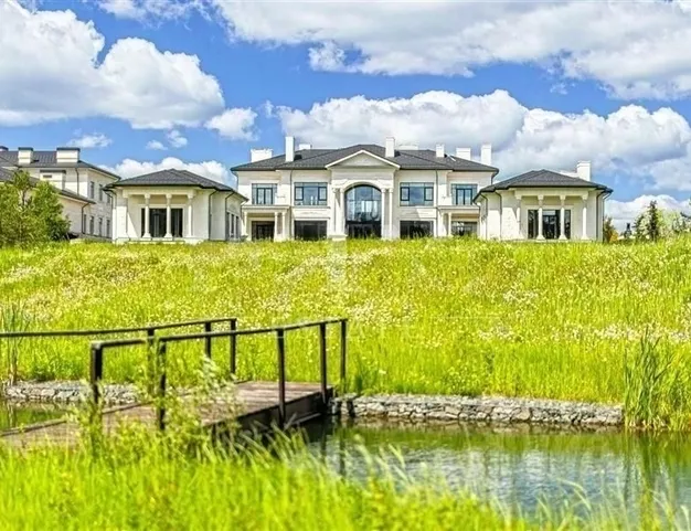 дом  в КП Ренессанс Парк, 19 км от МКАД