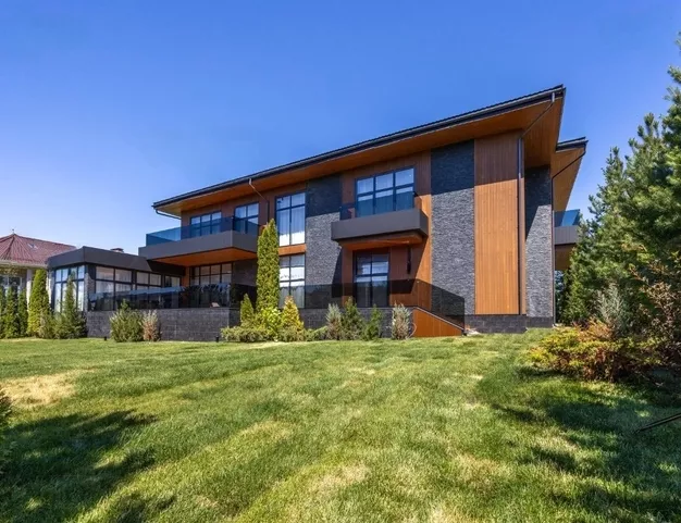 дом  в КП Ренессанс Парк, 19 км от МКАД