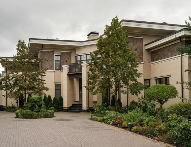 дом  в КП Никольская Слобода, 9 км от МКАД