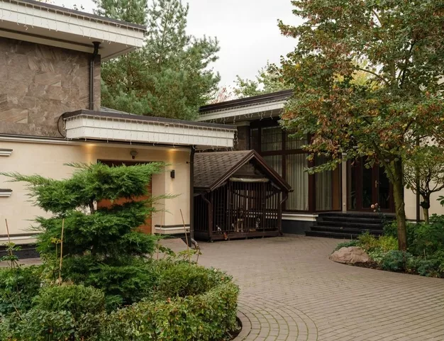 дом  в КП Никольская Слобода, 9 км от МКАД